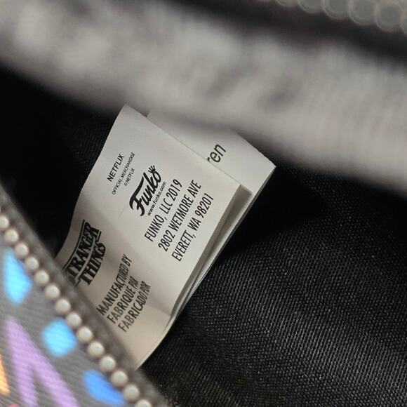 Funko Stranger Things Retro 80s Neon Fanny Pack Waist / Sling Bag Netflix Series - Picture 6 of 12